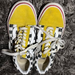 Vans checkered old skool sneakers size 8 women’s